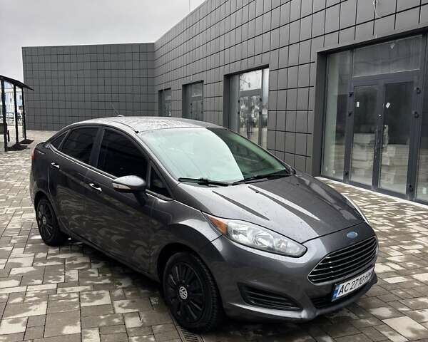 Сірий Форд Фієста, об'ємом двигуна 1 л та пробігом 240 тис. км за 5950 $, фото 16 на Automoto.ua