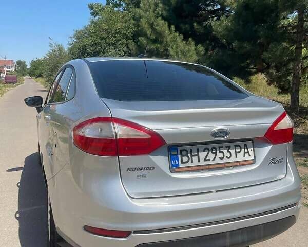 Серый Форд Фиеста, объемом двигателя 1.6 л и пробегом 161 тыс. км за 7500 $, фото 22 на Automoto.ua