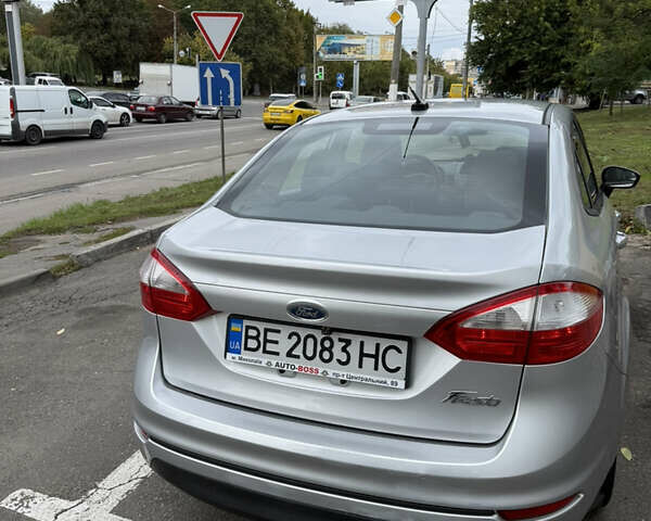 Сірий Форд Фієста, об'ємом двигуна 1.6 л та пробігом 95 тис. км за 8500 $, фото 14 на Automoto.ua