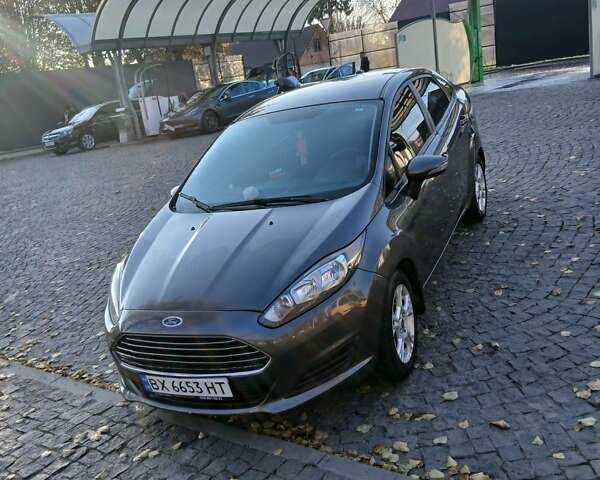 Сірий Форд Фієста, об'ємом двигуна 1.6 л та пробігом 210 тис. км за 7500 $, фото 13 на Automoto.ua