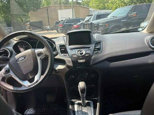 Форд Фієста 2014 у Вінниці на Automoto.ua Сірий Форд Фієста, об'ємом двигуна 1.6 л та пробігом 89 тис. км за 4100 $, фото 11 на Automoto.ua