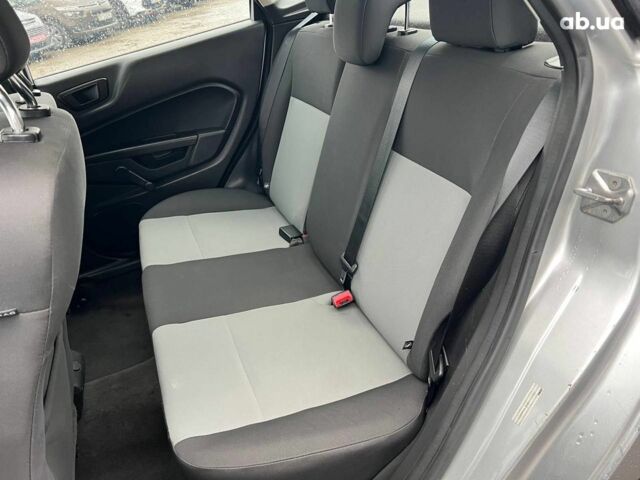 Серый Форд Фиеста, объемом двигателя 1.6 л и пробегом 177 тыс. км за 7340 $, фото 32 на Automoto.ua