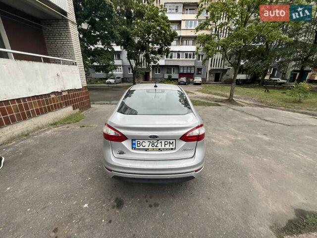 Сірий Форд Фієста, об'ємом двигуна 1.6 л та пробігом 140 тис. км за 7200 $, фото 2 на Automoto.ua