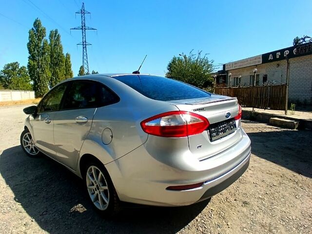 Сірий Форд Фієста, об'ємом двигуна 1.6 л та пробігом 209 тис. км за 7299 $, фото 5 на Automoto.ua