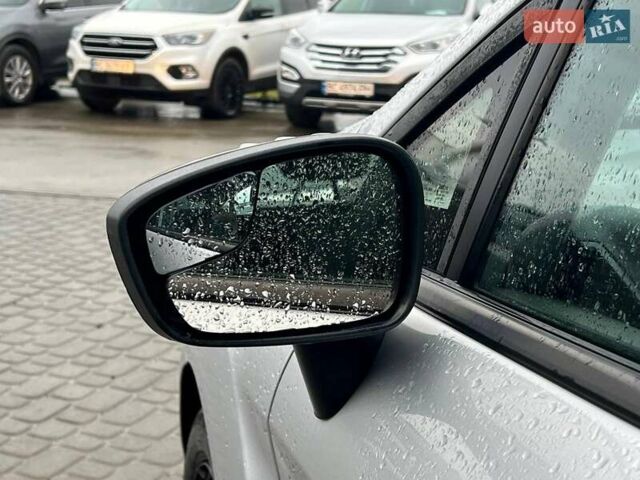 Серый Форд Фиеста, объемом двигателя 1.6 л и пробегом 177 тыс. км за 7340 $, фото 13 на Automoto.ua