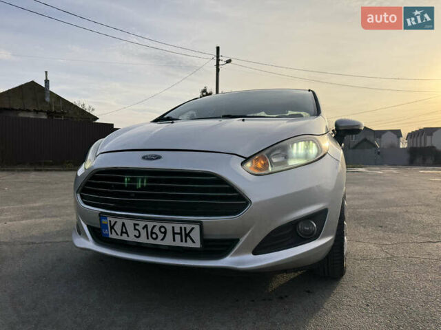 Сірий Форд Фієста, об'ємом двигуна 1.6 л та пробігом 89 тис. км за 6300 $, фото 1 на Automoto.ua