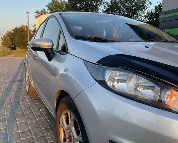 Сірий Форд Фієста, об'ємом двигуна 1.6 л та пробігом 315 тис. км за 6200 $, фото 9 на Automoto.ua