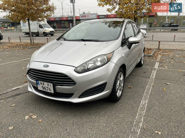 Серый Форд Фиеста, объемом двигателя 1.6 л и пробегом 151 тыс. км за 6700 $, фото 1 на Automoto.ua