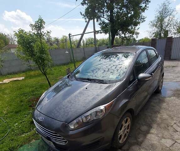 Сірий Форд Фієста, об'ємом двигуна 1.6 л та пробігом 140 тис. км за 8499 $, фото 7 на Automoto.ua