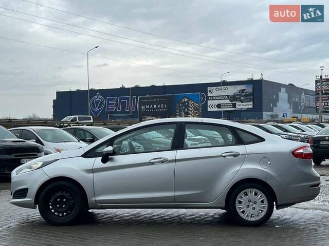 Серый Форд Фиеста, объемом двигателя 1.6 л и пробегом 177 тыс. км за 7340 $, фото 2 на Automoto.ua