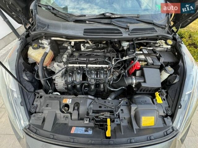 Сірий Форд Фієста, об'ємом двигуна 1.6 л та пробігом 220 тис. км за 6490 $, фото 34 на Automoto.ua