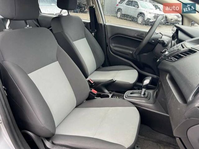 Серый Форд Фиеста, объемом двигателя 1.6 л и пробегом 177 тыс. км за 7340 $, фото 34 на Automoto.ua