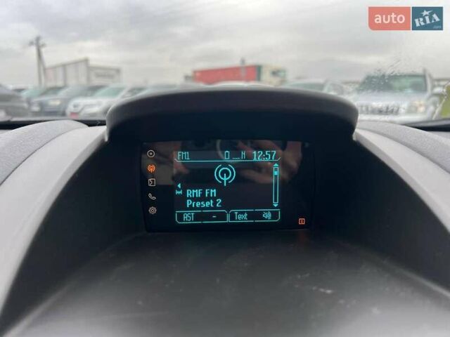 Серый Форд Фиеста, объемом двигателя 1.6 л и пробегом 177 тыс. км за 7340 $, фото 27 на Automoto.ua