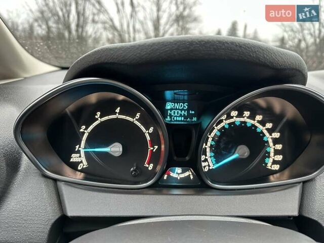 Серый Форд Фиеста, объемом двигателя 1.6 л и пробегом 140 тыс. км за 9500 $, фото 3 на Automoto.ua