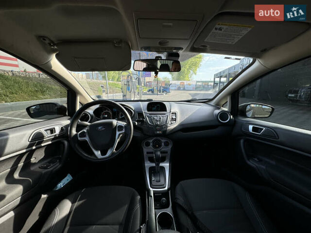 Серый Форд Фиеста, объемом двигателя 1.6 л и пробегом 145 тыс. км за 7500 $, фото 18 на Automoto.ua