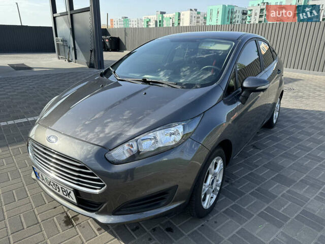 Серый Форд Фиеста, объемом двигателя 1.6 л и пробегом 145 тыс. км за 7500 $, фото 2 на Automoto.ua
