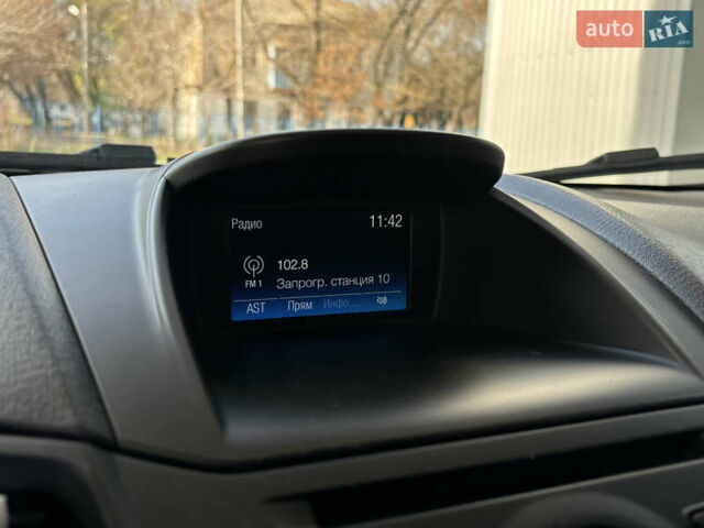 Серый Форд Фиеста, объемом двигателя 1.6 л и пробегом 107 тыс. км за 8199 $, фото 11 на Automoto.ua