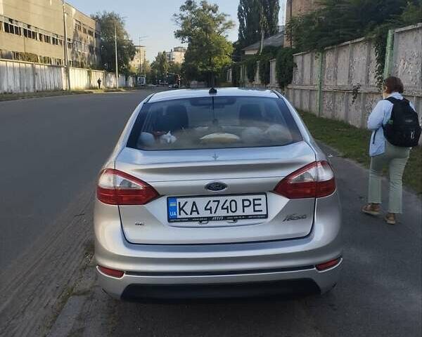 Сірий Форд Фієста, об'ємом двигуна 1.6 л та пробігом 230 тис. км за 8500 $, фото 1 на Automoto.ua