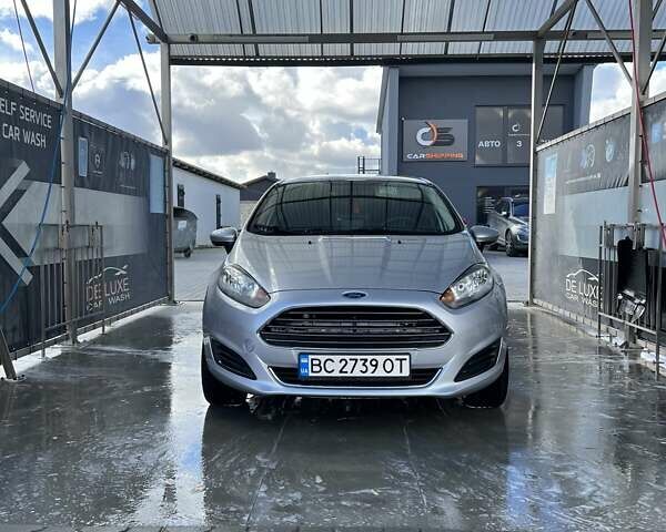 Серый Форд Фиеста, объемом двигателя 1.6 л и пробегом 195 тыс. км за 8000 $, фото 12 на Automoto.ua