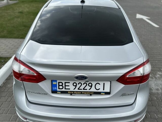 Серый Форд Фиеста, объемом двигателя 1.6 л и пробегом 162 тыс. км за 10200 $, фото 4 на Automoto.ua