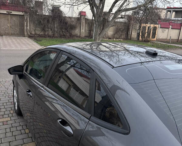 Серый Форд Фиеста, объемом двигателя 1.6 л и пробегом 109 тыс. км за 8000 $, фото 11 на Automoto.ua