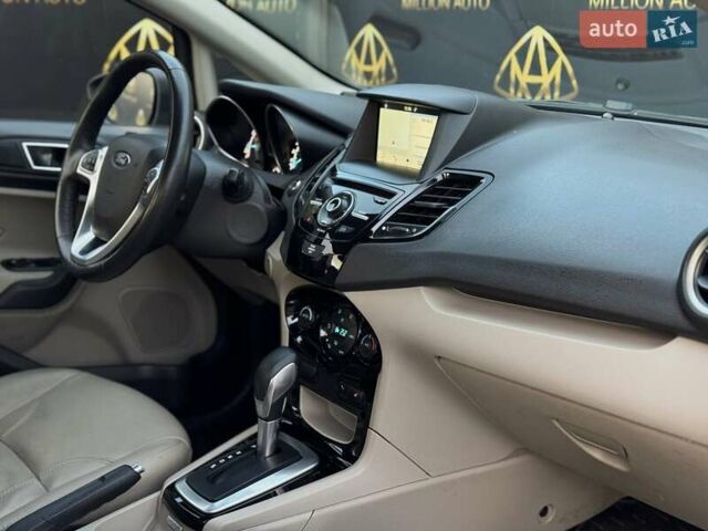 Сірий Форд Фієста, об'ємом двигуна 1.6 л та пробігом 86 тис. км за 7999 $, фото 12 на Automoto.ua