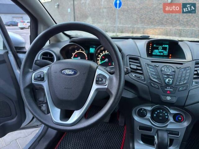 Серый Форд Фиеста, объемом двигателя 1.6 л и пробегом 109 тыс. км за 8300 $, фото 13 на Automoto.ua