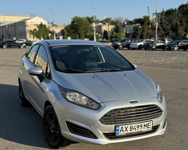 Серый Форд Фиеста, объемом двигателя 1.6 л и пробегом 75 тыс. км за 8800 $, фото 15 на Automoto.ua