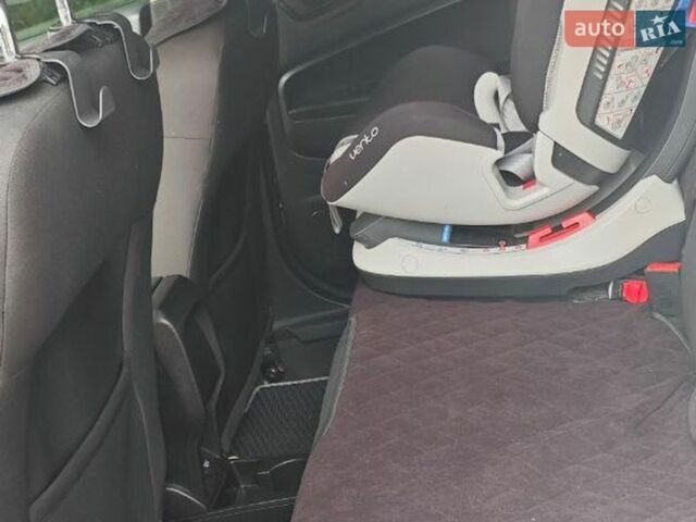 Сірий Форд Фієста, об'ємом двигуна 1.6 л та пробігом 95 тис. км за 8300 $, фото 13 на Automoto.ua