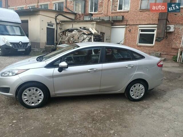 Форд Фиеста 2017 в Ивано-Франковске на Automoto.ua Серый Форд Фиеста, объемом двигателя 1.6 л и пробегом 168 тыс. км за 7100 $, фото 9 на Automoto.ua