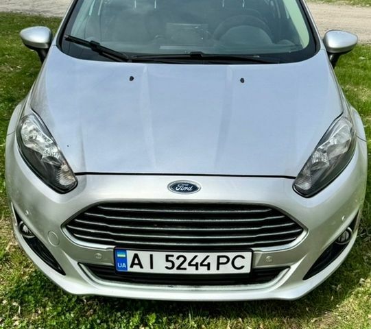 Серый Форд Фиеста, объемом двигателя 1.6 л и пробегом 95 тыс. км за 8100 $, фото 1 на Automoto.ua