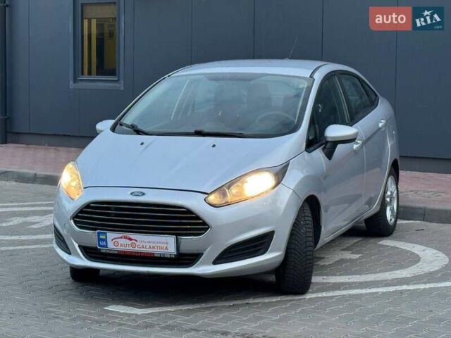 Серый Форд Фиеста, объемом двигателя 1.6 л и пробегом 109 тыс. км за 8300 $, фото 2 на Automoto.ua
