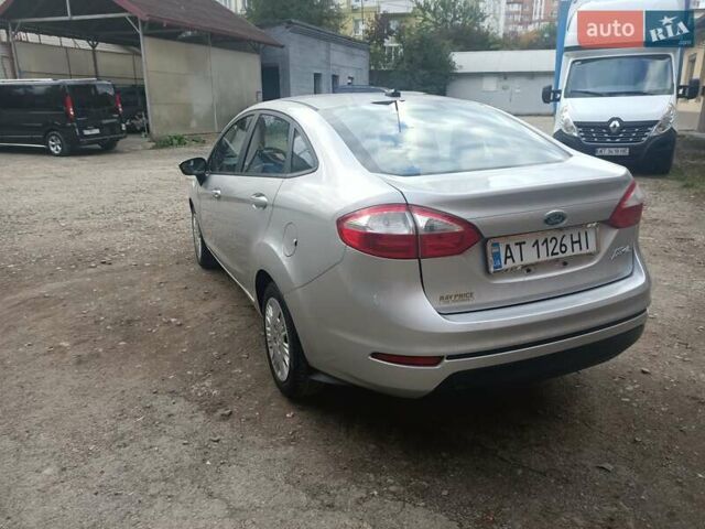 Форд Фиеста 2017 в Ивано-Франковске на Automoto.ua Серый Форд Фиеста, объемом двигателя 1.6 л и пробегом 168 тыс. км за 7100 $, фото 6 на Automoto.ua