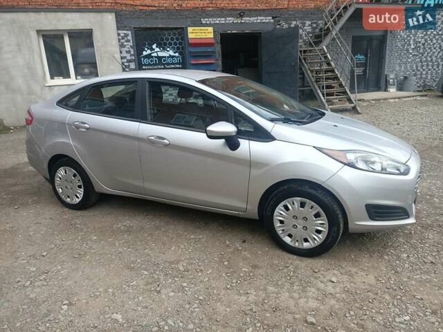 Форд Фиеста 2017 в Ивано-Франковске на Automoto.ua Серый Форд Фиеста, объемом двигателя 1.6 л и пробегом 168 тыс. км за 7100 $, фото 4 на Automoto.ua