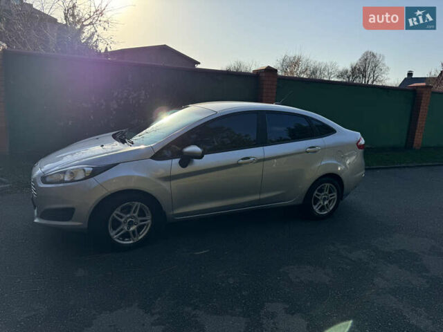 Сірий Форд Фієста, об'ємом двигуна 1.6 л та пробігом 142 тис. км за 6700 $, фото 7 на Automoto.ua