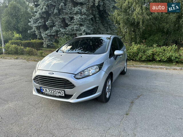 Серый Форд Фиеста, объемом двигателя 1.6 л и пробегом 96 тыс. км за 8500 $, фото 1 на Automoto.ua