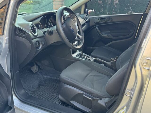 Сірий Форд Фієста, об'ємом двигуна 1.6 л та пробігом 142 тис. км за 6990 $, фото 10 на Automoto.ua