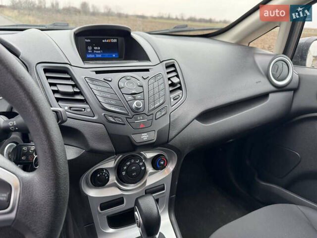 Сірий Форд Фієста, об'ємом двигуна 1.6 л та пробігом 59 тис. км за 9000 $, фото 11 на Automoto.ua