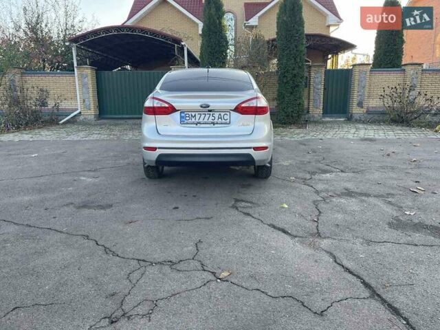 Серый Форд Фиеста, объемом двигателя 1.6 л и пробегом 78 тыс. км за 9300 $, фото 4 на Automoto.ua