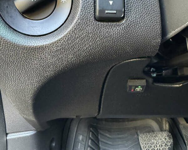 Сірий Форд Фієста, об'ємом двигуна 1.6 л та пробігом 142 тис. км за 6700 $, фото 20 на Automoto.ua