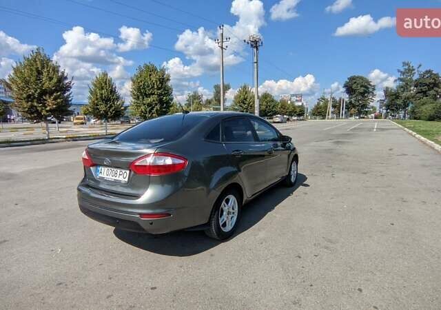 Сірий Форд Фієста, об'ємом двигуна 1.6 л та пробігом 90 тис. км за 7900 $, фото 5 на Automoto.ua