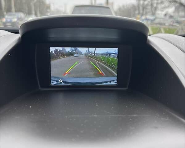 Серый Форд Фиеста, объемом двигателя 1.6 л и пробегом 81 тыс. км за 7700 $, фото 3 на Automoto.ua