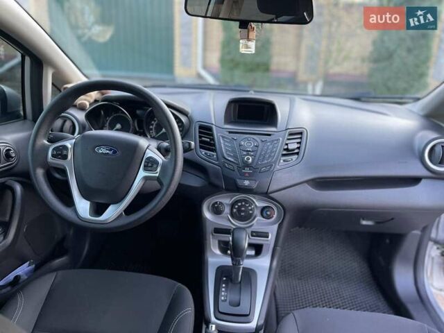 Серый Форд Фиеста, объемом двигателя 1.6 л и пробегом 78 тыс. км за 9300 $, фото 16 на Automoto.ua