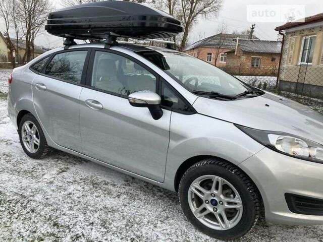 Сірий Форд Фієста, об'ємом двигуна 1.6 л та пробігом 106 тис. км за 8100 $, фото 4 на Automoto.ua