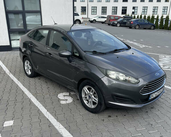 Сірий Форд Фієста, об'ємом двигуна 1.6 л та пробігом 168 тис. км за 7800 $, фото 2 на Automoto.ua