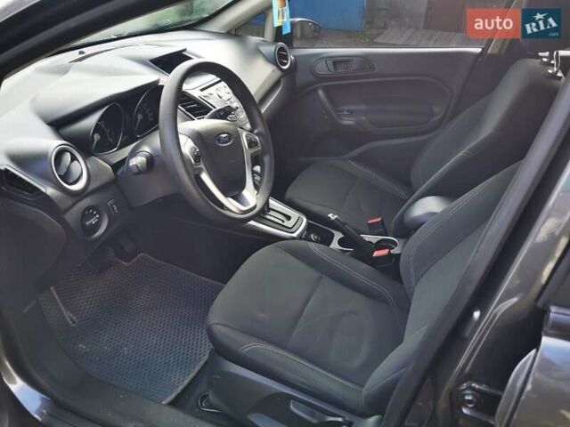 Сірий Форд Фієста, об'ємом двигуна 1.6 л та пробігом 64 тис. км за 9200 $, фото 11 на Automoto.ua