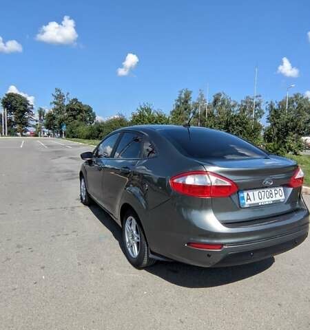 Сірий Форд Фієста, об'ємом двигуна 1.6 л та пробігом 90 тис. км за 7900 $, фото 4 на Automoto.ua
