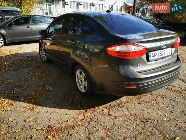Сірий Форд Фієста, об'ємом двигуна 1.6 л та пробігом 64 тис. км за 9200 $, фото 7 на Automoto.ua