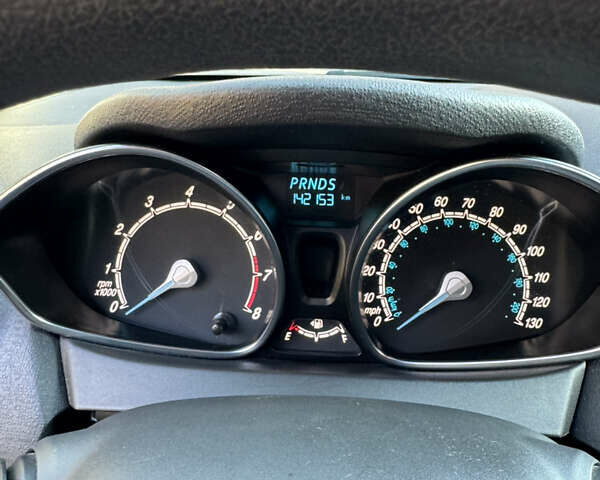 Сірий Форд Фієста, об'ємом двигуна 1.6 л та пробігом 142 тис. км за 6700 $, фото 12 на Automoto.ua