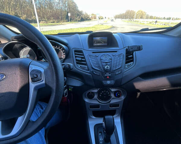 Сірий Форд Фієста, об'ємом двигуна 1.6 л та пробігом 167 тис. км за 6950 $, фото 7 на Automoto.ua